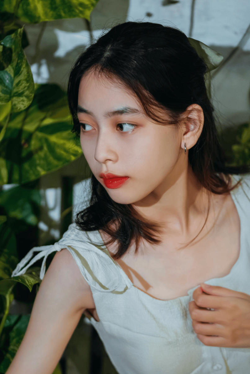 拍摄婚纱照怎么选片？婚纱照底片选片精修入册